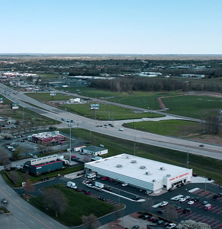 Commercial Real Estate For Sale on The Hill by Intersection between Interstate 57 and Route 13 in Marion, Illinois